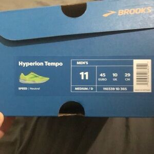 Brooks Hyperion Tempo Men's running shoes - sz11, unworn